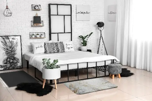 Matta Marmormotiv i nyanser av beige.