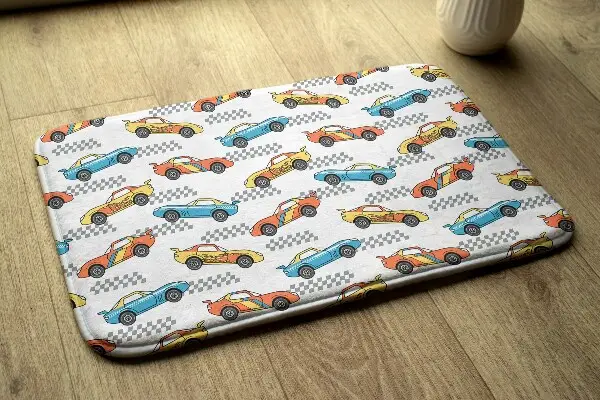 Liten matta Racerbilar och schackbräde