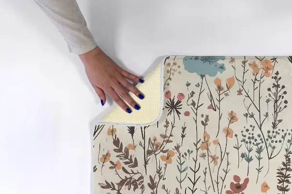 Liten matta Blommigt mönster med blad och grenar
