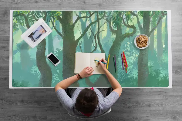Skrivbordsmatta mörk skog