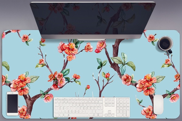 Matta skrivbord Ett blommande träd